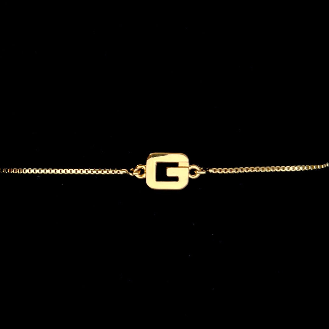 Gold Logo Box-Chain Bracelet