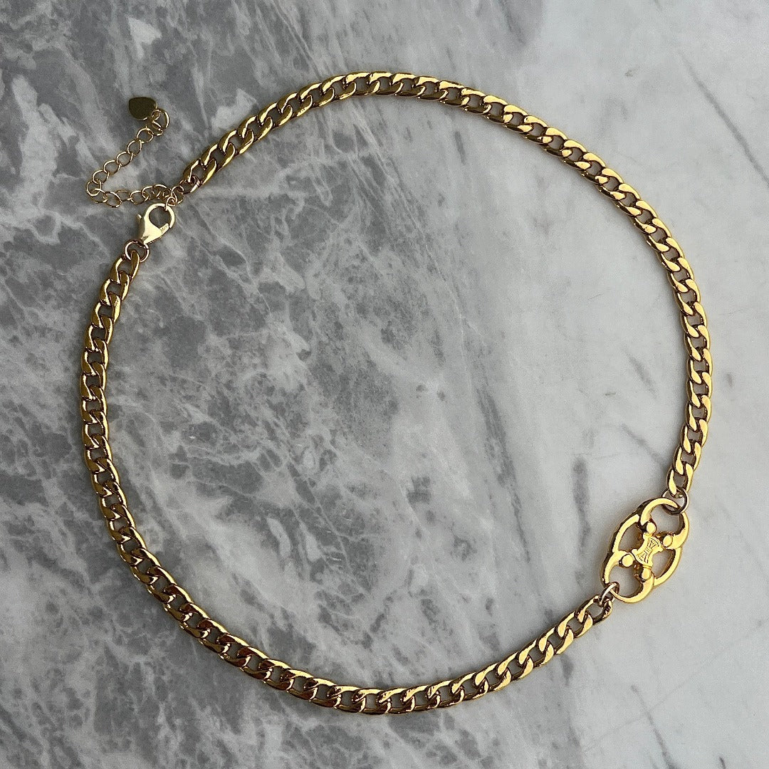 Triomphe Gold Logo Choker