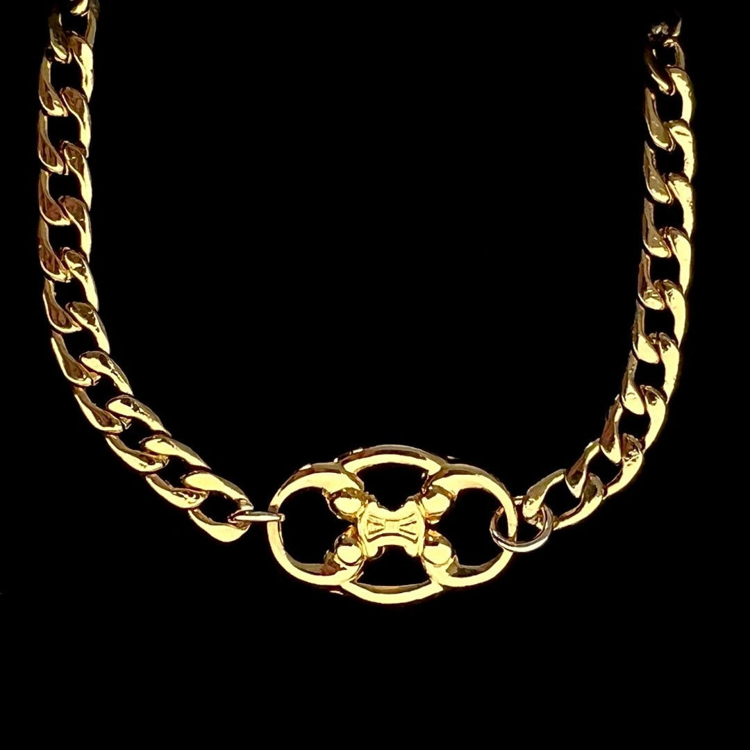 Triomphe Gold Logo Choker