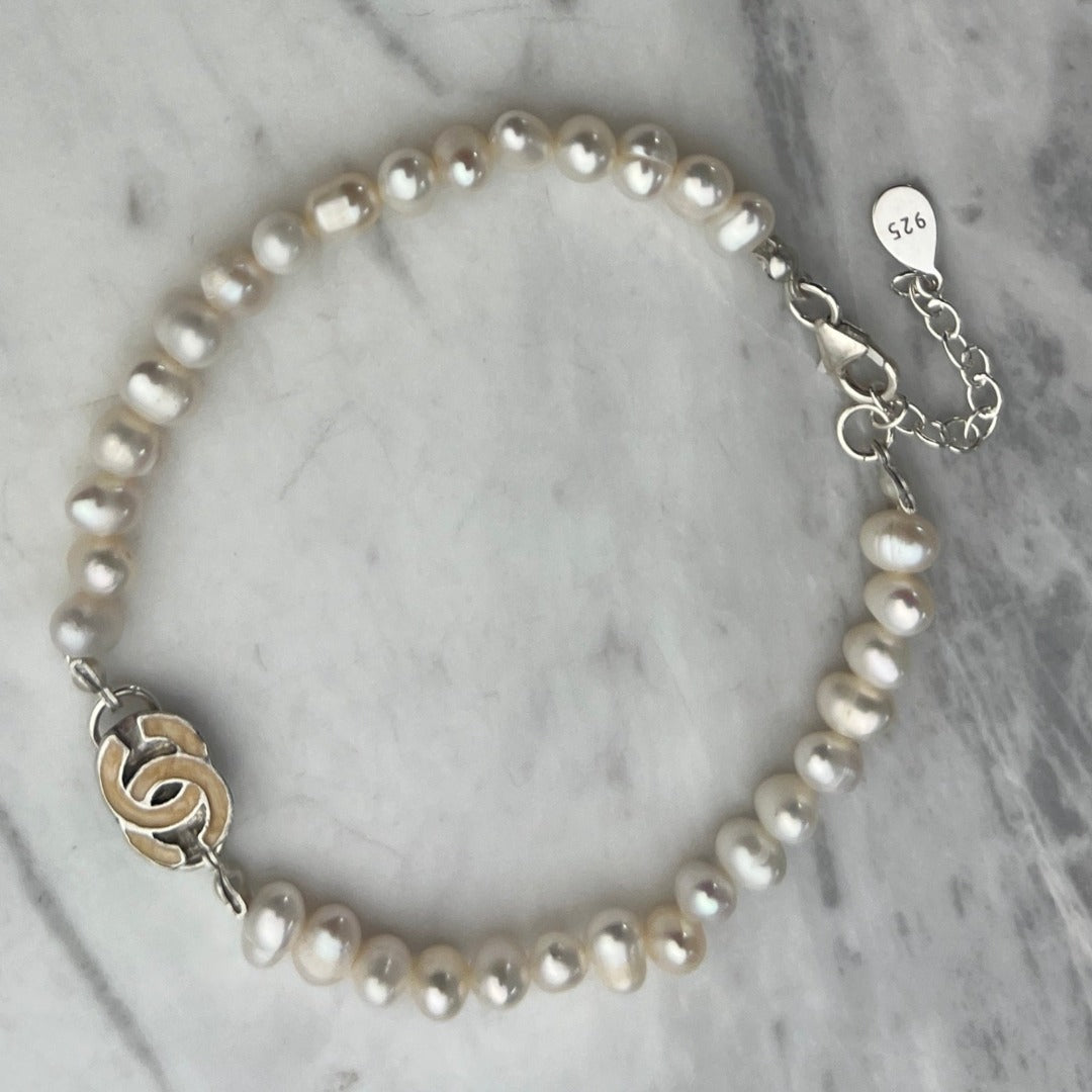 Silver Enamel Logo Pearl Bracelet