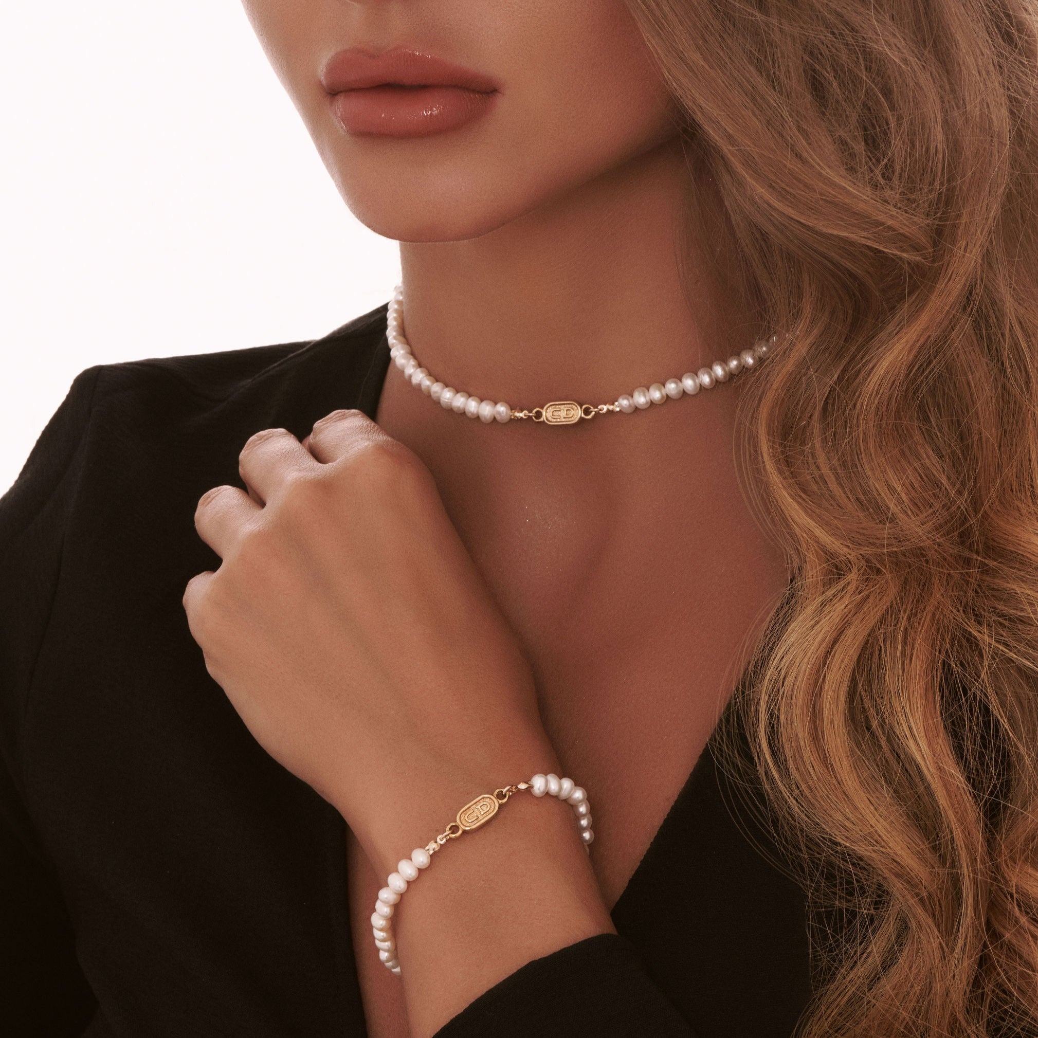 Small Stamped Gold Pearl Bracelet