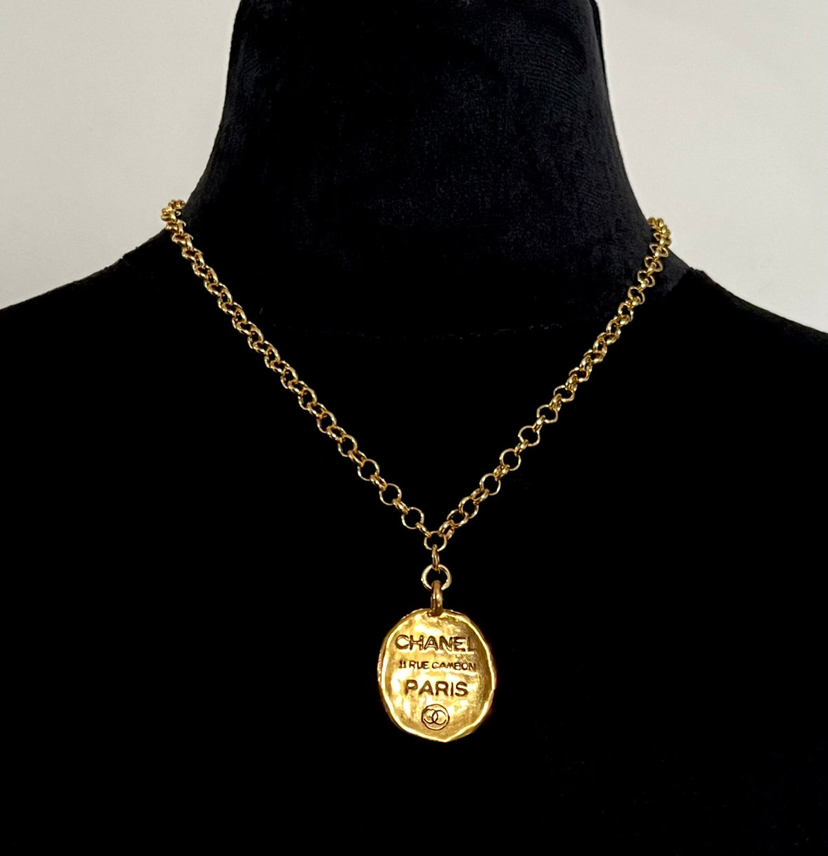 Large Gold Rue 31 Cambon Paris Medallion