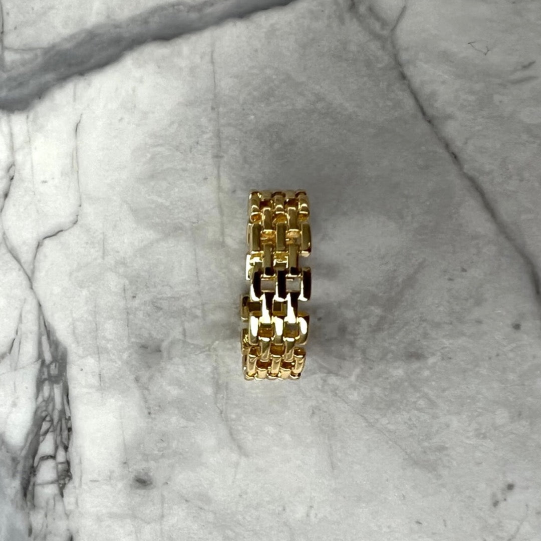 Panther Link Ring