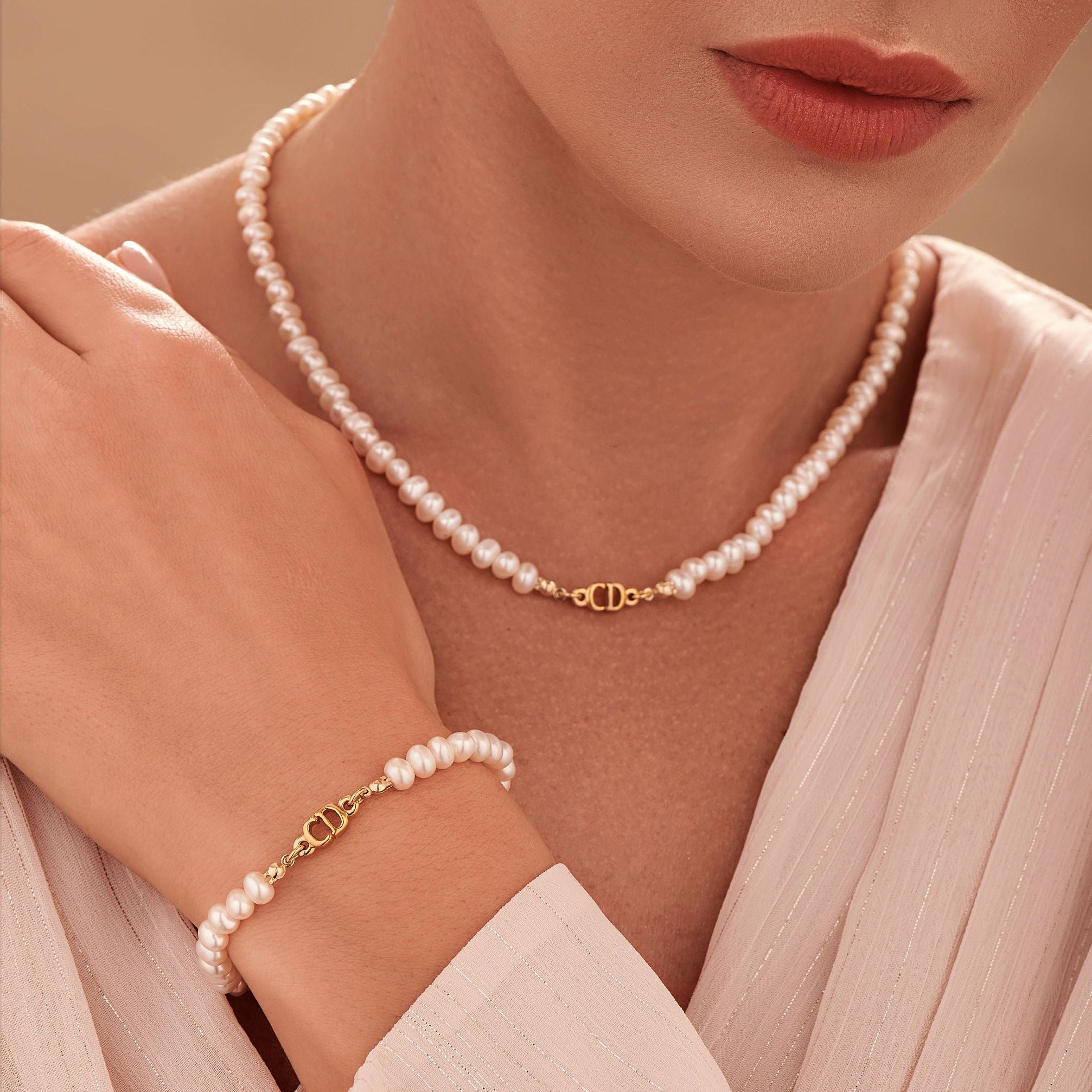 Small Gold Pearl Choker