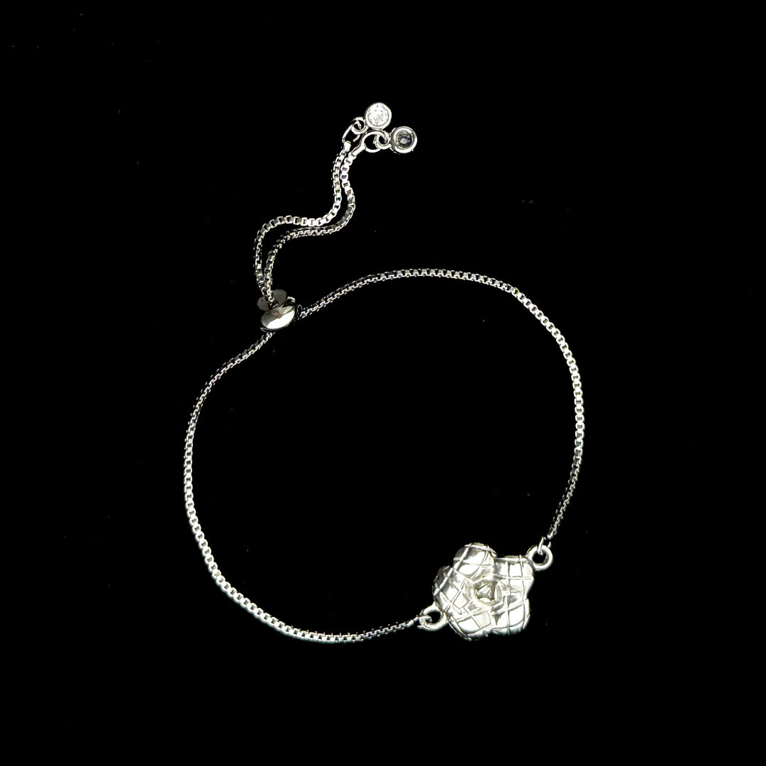 Silver Camelia Box-Chain Bracelet