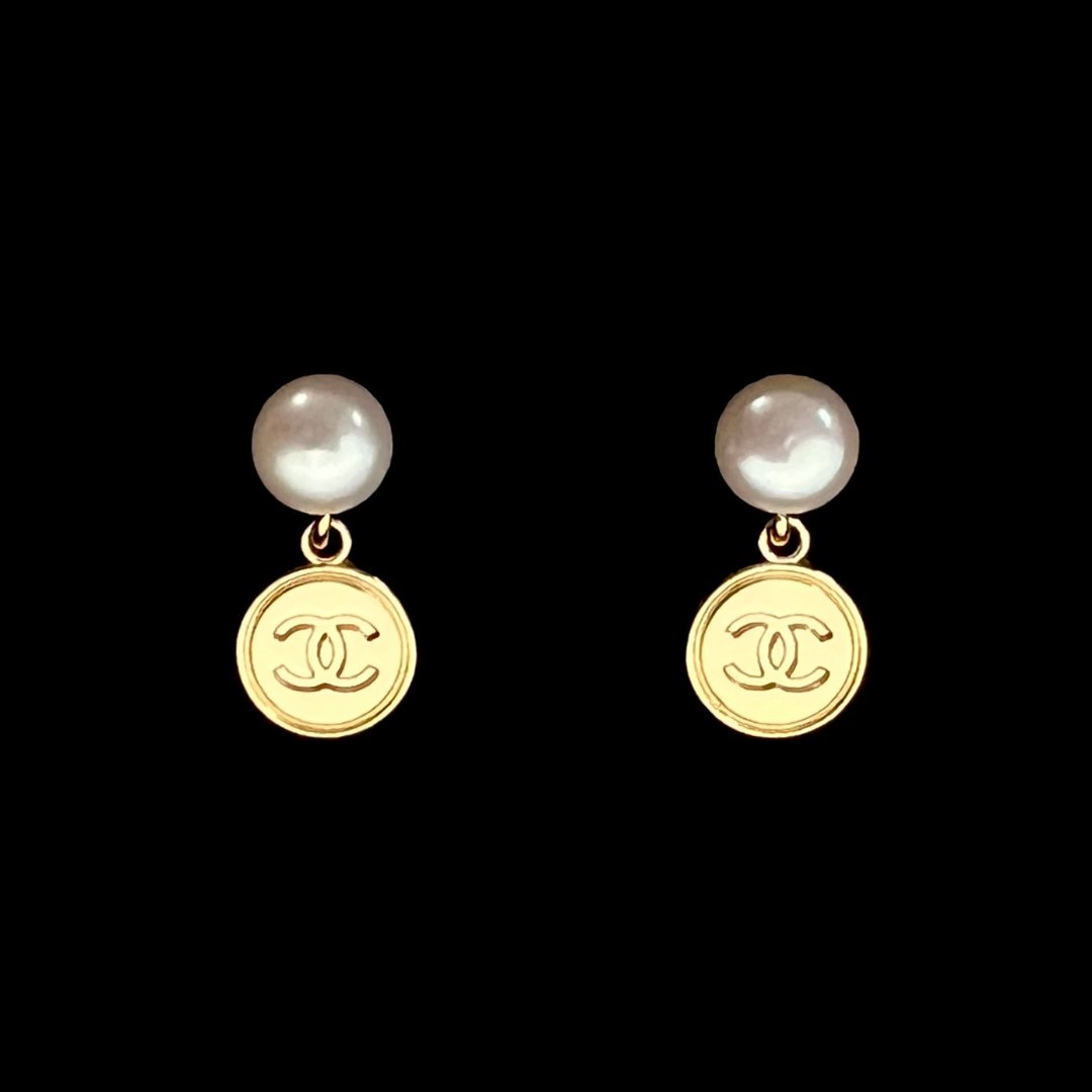 Mini Round Gold Logo Pearl Earrings