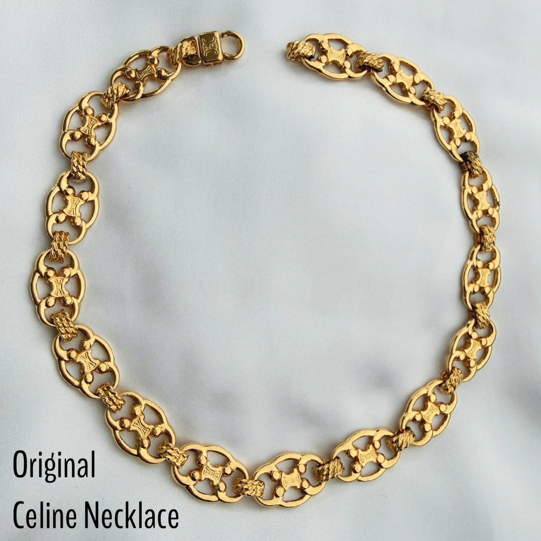 Triomphe Gold Logo Choker