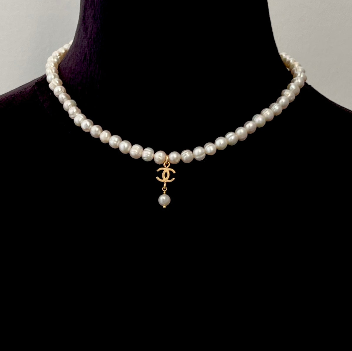 Small Light Gold Logo Pearl Choker