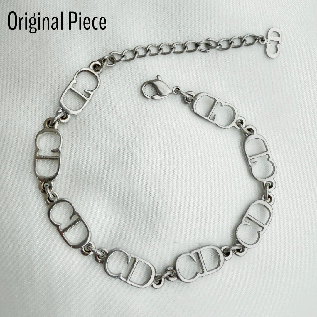 Mini Silver Necklace