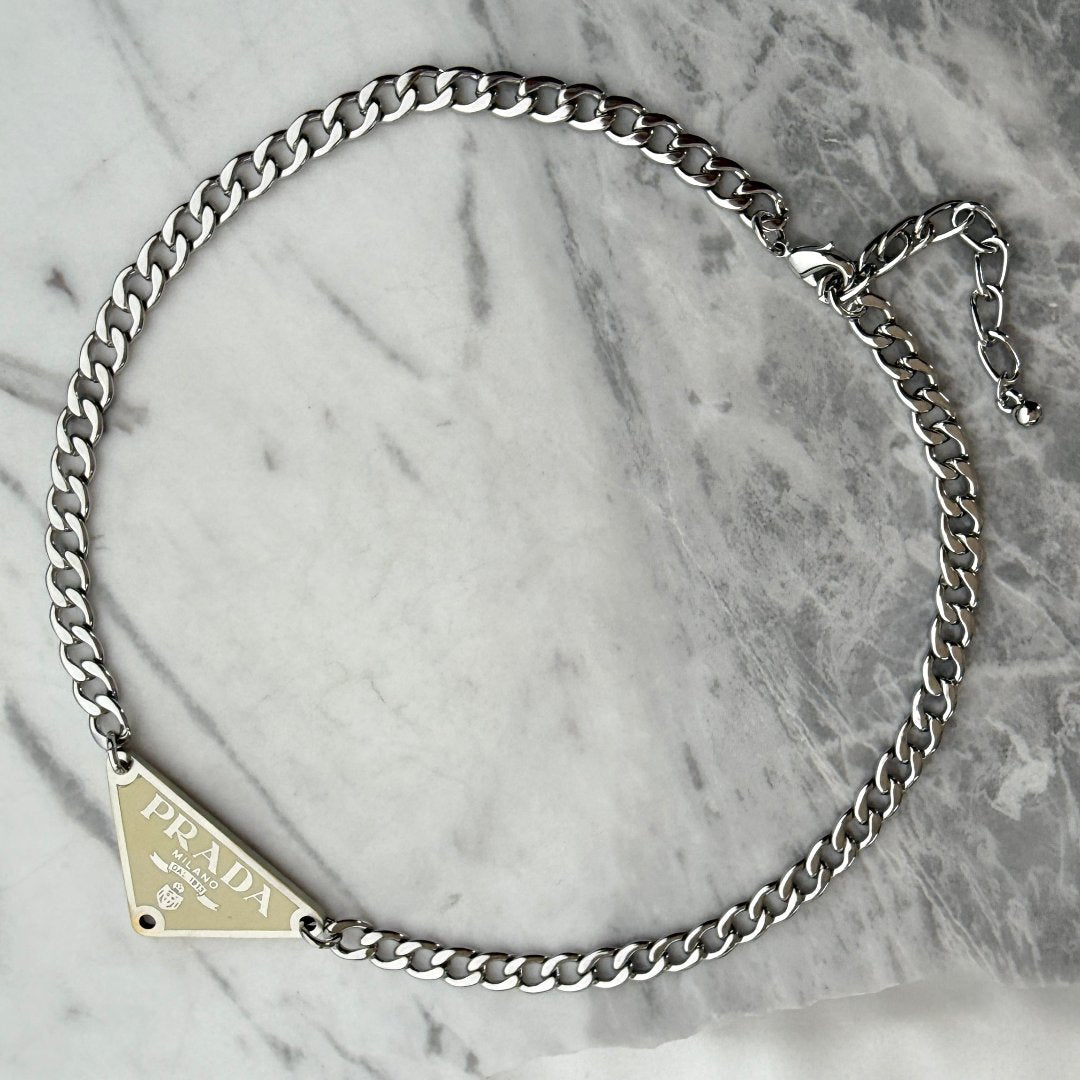 Cream & Silver Triangular Logo Choker