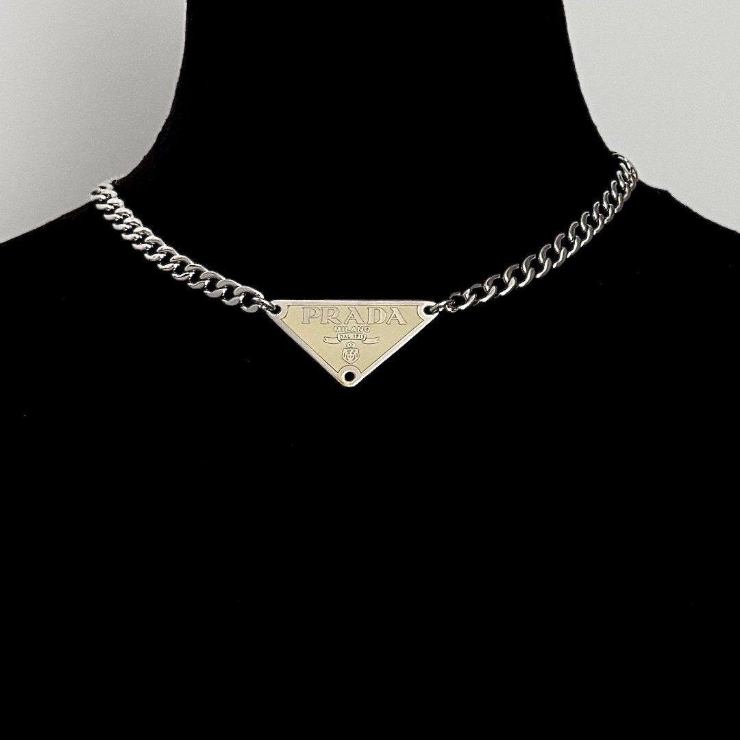 Cream & Silver Triangular Logo Choker