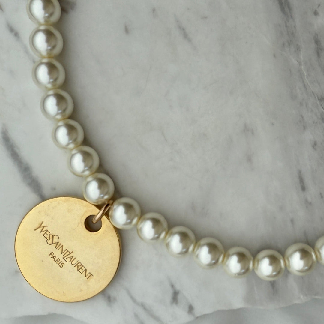 Statement Round Logo Pearl Choker