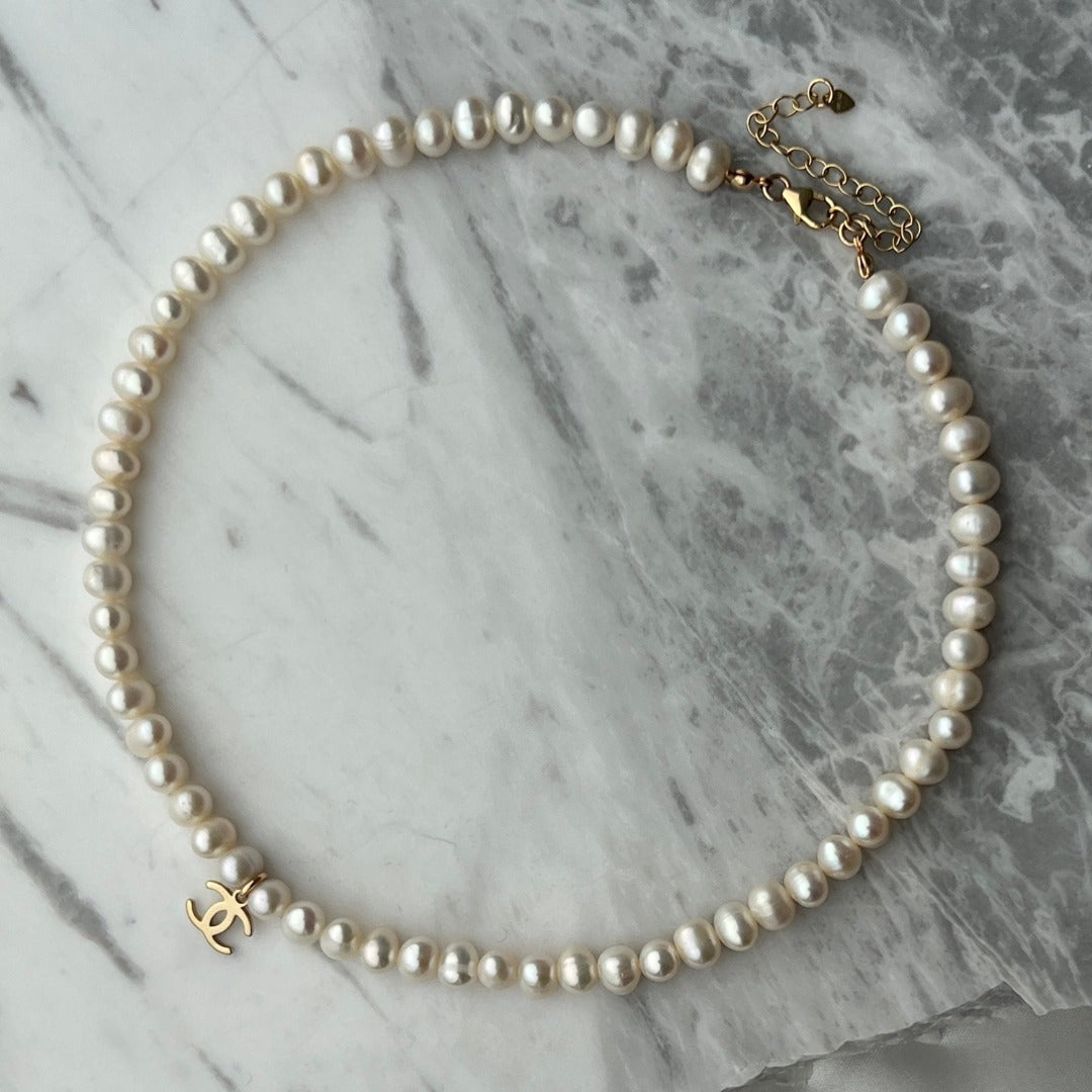 Pearl Choker with Mini Light Gold Logo Necklace