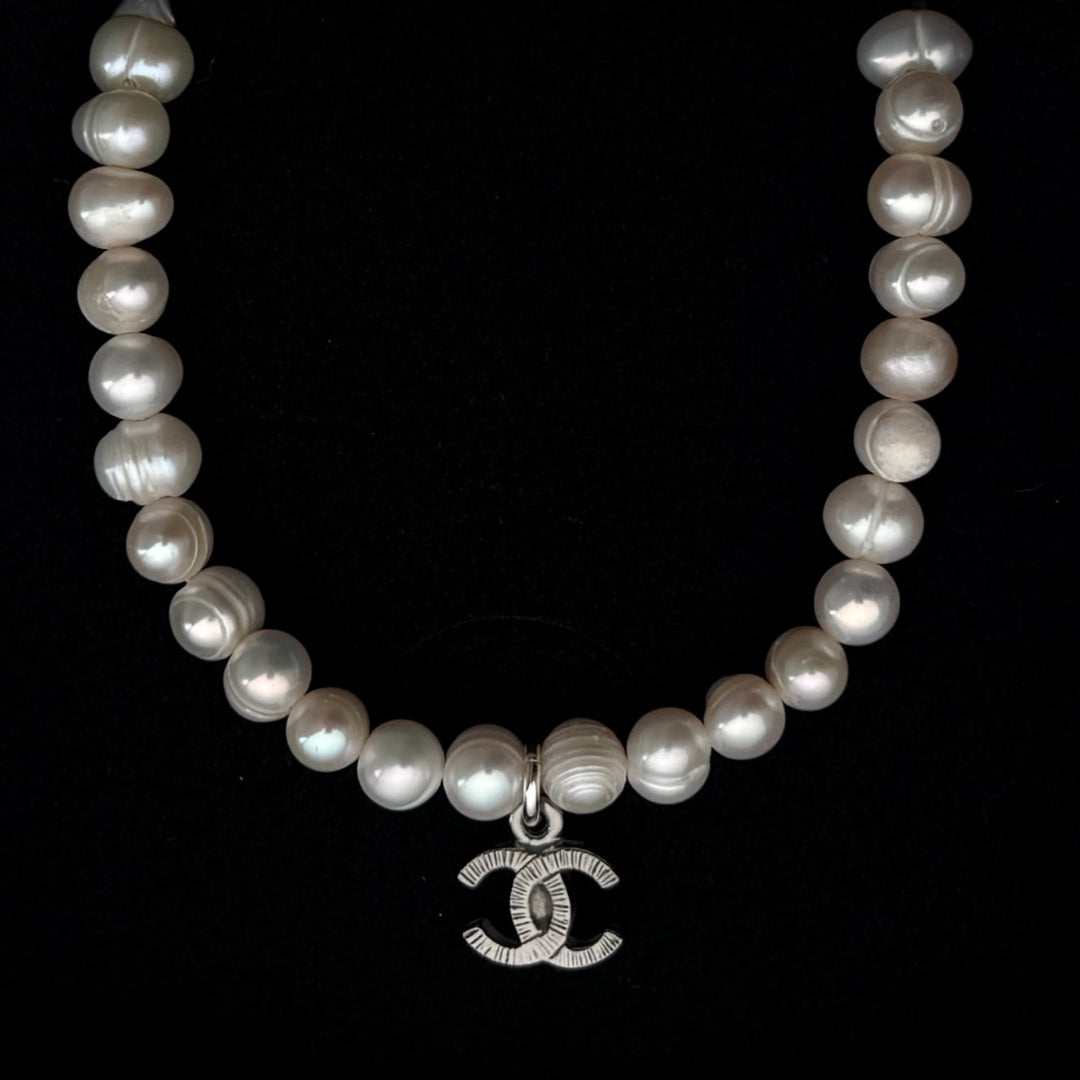 Pearl Choker with Dark Silver Textured Logo