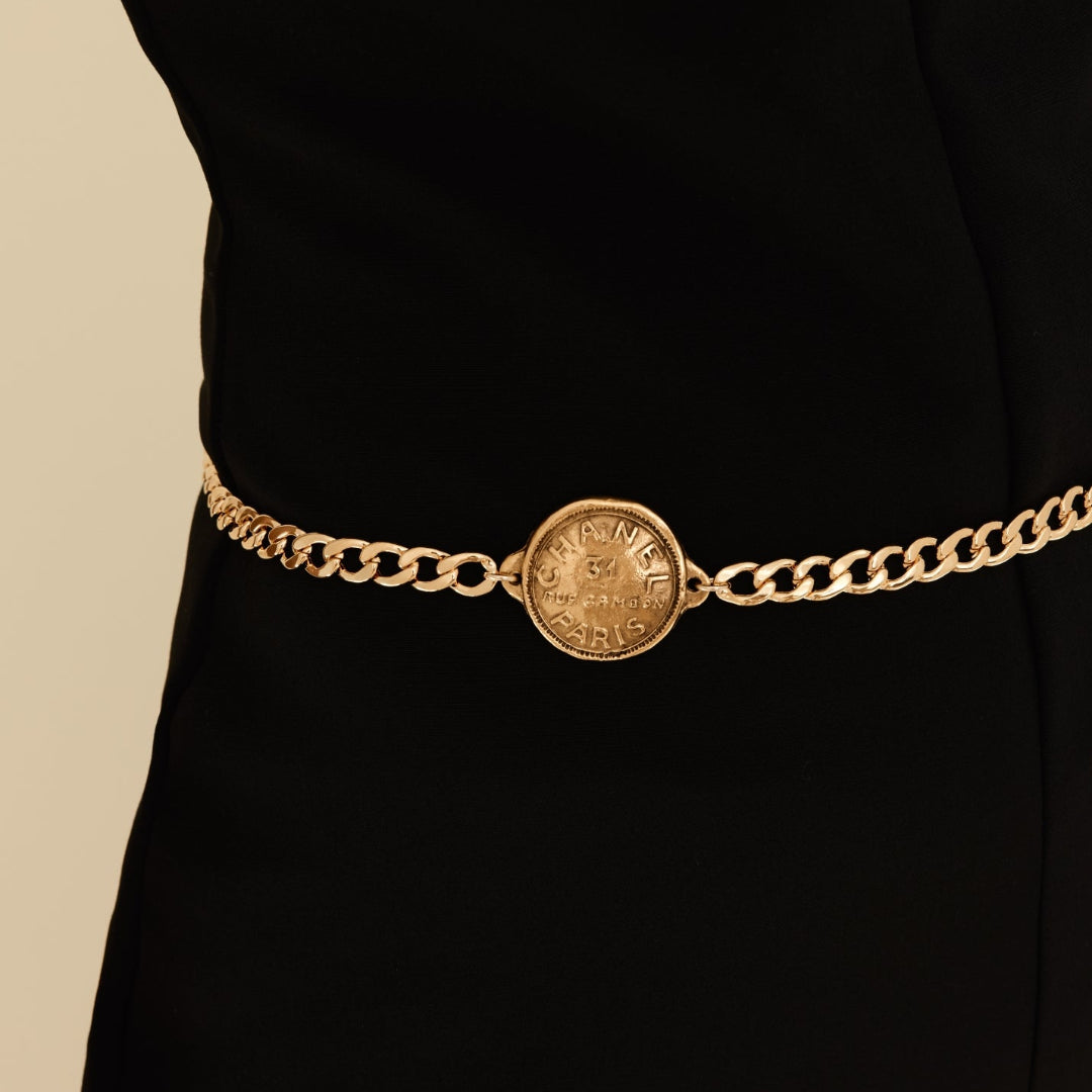 31 Rue Cambon Paris Medallion Link Belt/Necklace