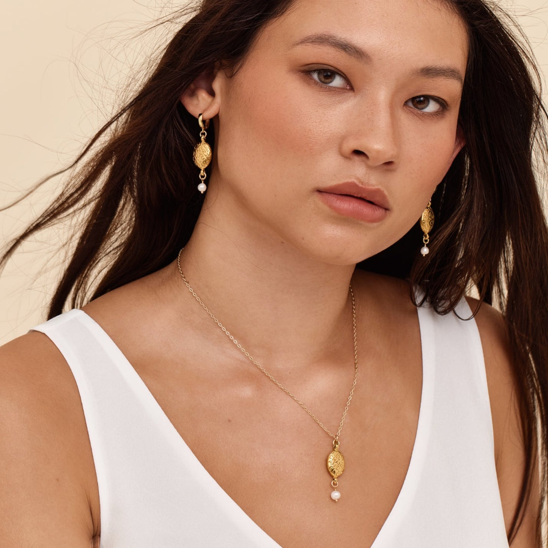 Gold Oval Printed Necklace with Pearl Drop