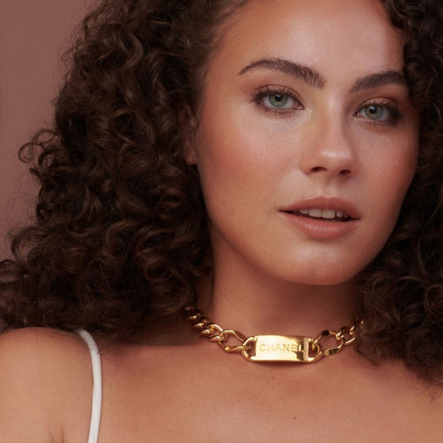Statement Bar Logo Choker