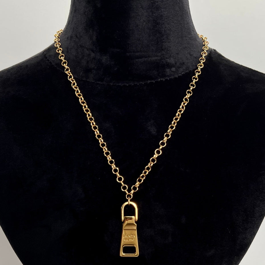 Gold Zipper Pull Necklace– The Vintage Secret