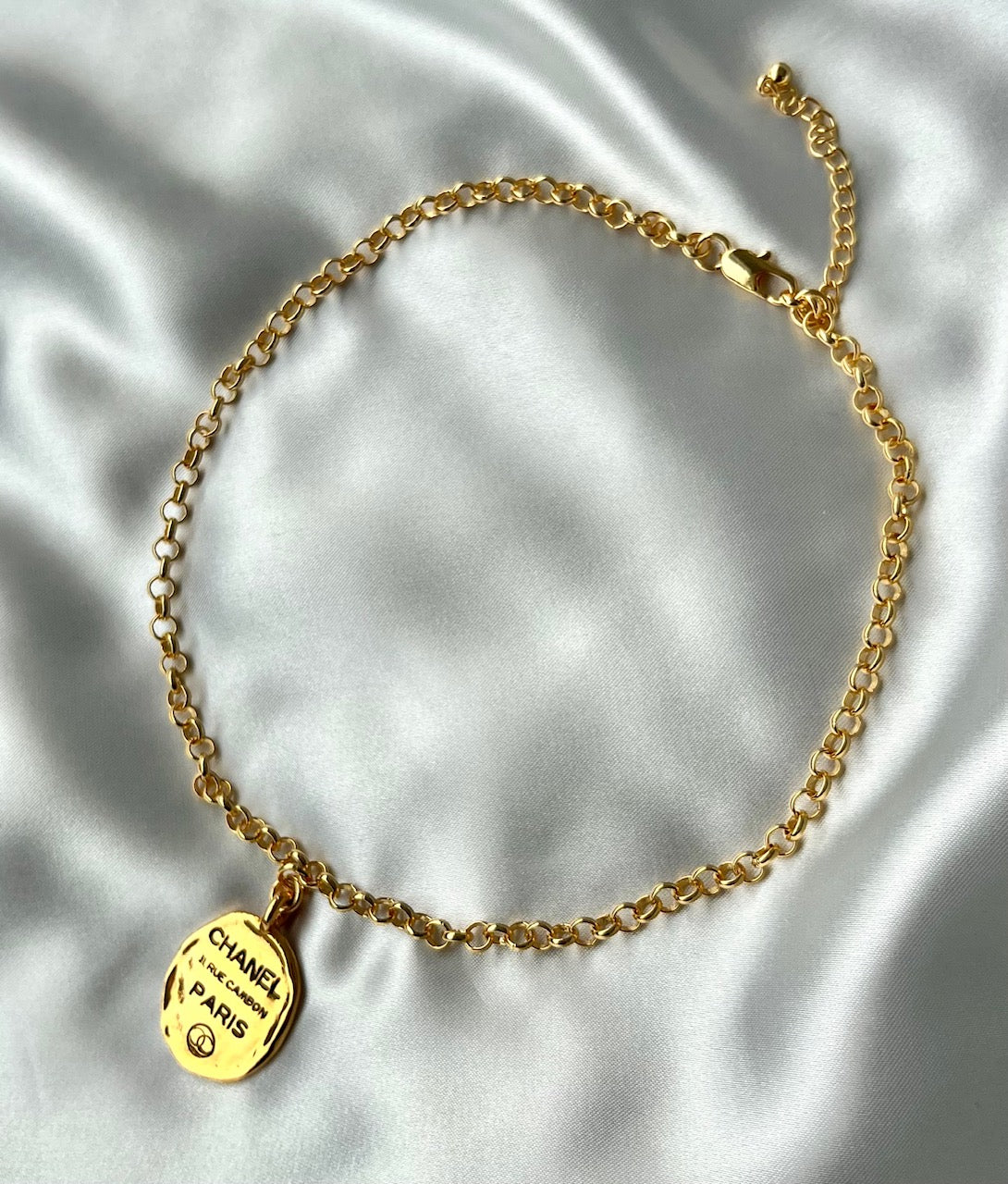 Large Gold Rue 31 Cambon Paris Medallion