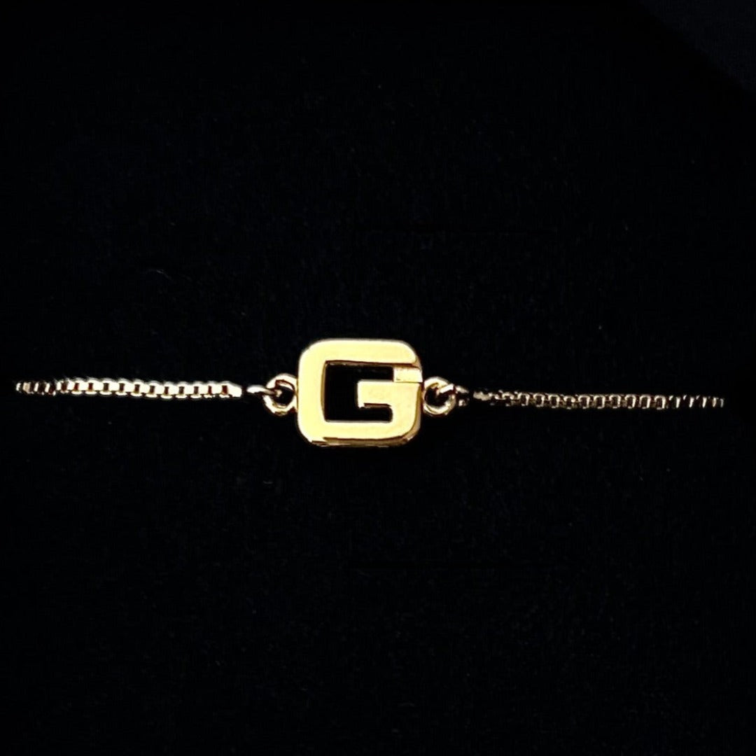 Gold Logo Box-Chain Bracelet